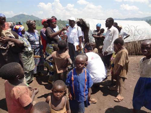 Bezoek aan een vluchtelingenkamp in Mweso, Noord-Kivu